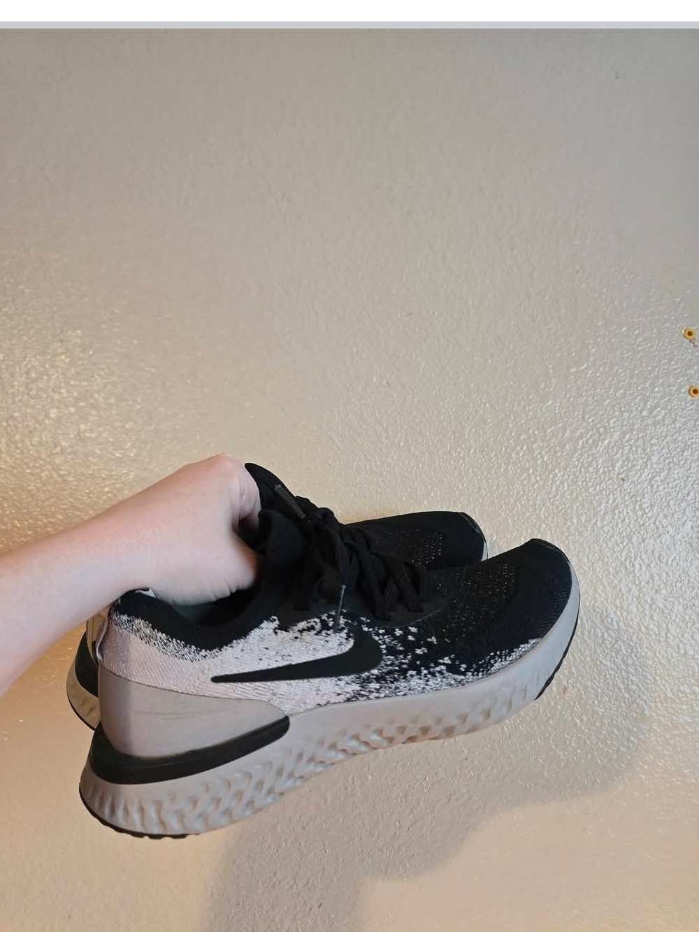 Nike Epic React Fly Knit Running Sneakers
